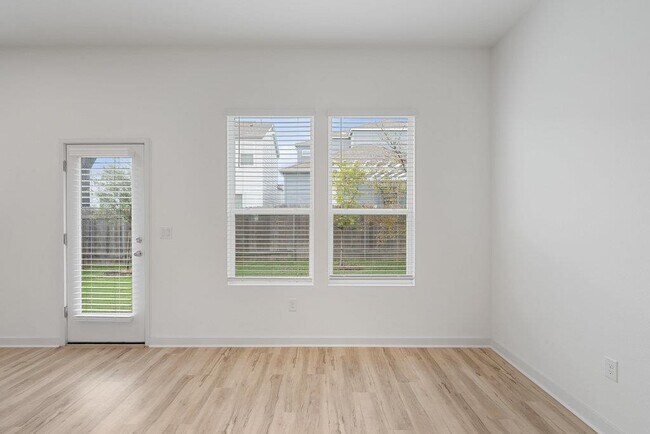 Building Photo - 15100 Forum Ave