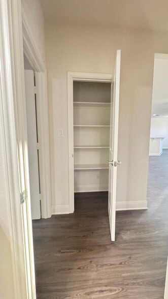 Building Photo - 6123 Hamilton Mdws Wy