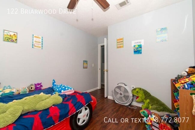 Building Photo - 122 Briarwood Dr