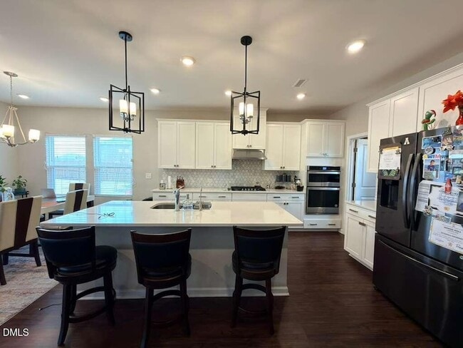 Building Photo - 3500 Barn Rd