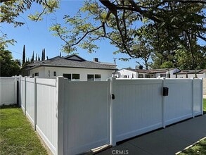 Building Photo - 6907 Laramie Ave