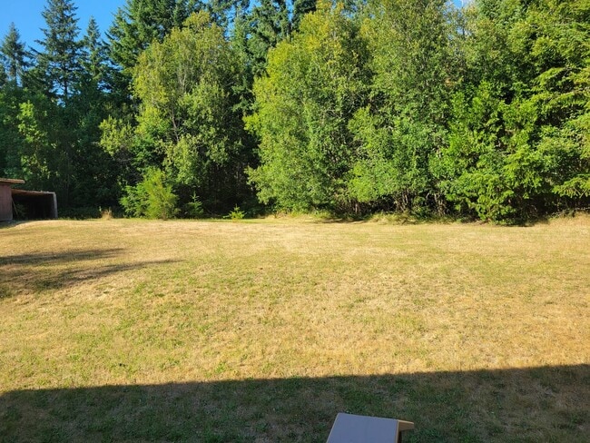 Building Photo - Cozy 2 bedroom Cottage on Acreage in Port ...