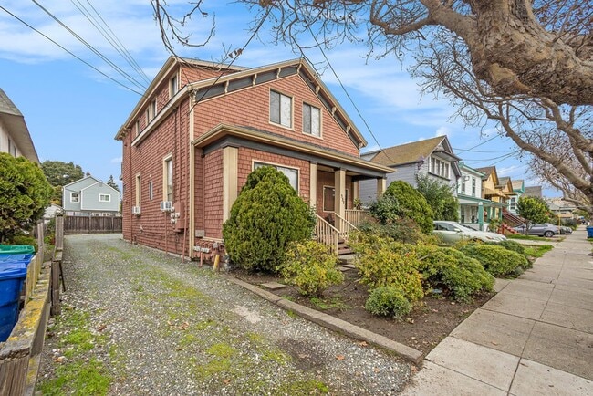 Building Photo - 537 Central Ave