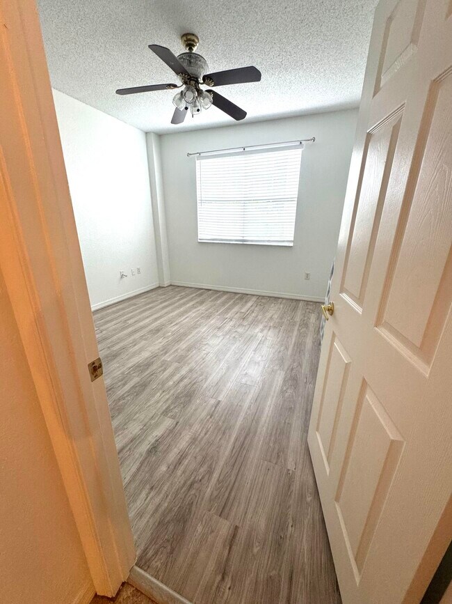 Building Photo - 1801 N Flagler Dr