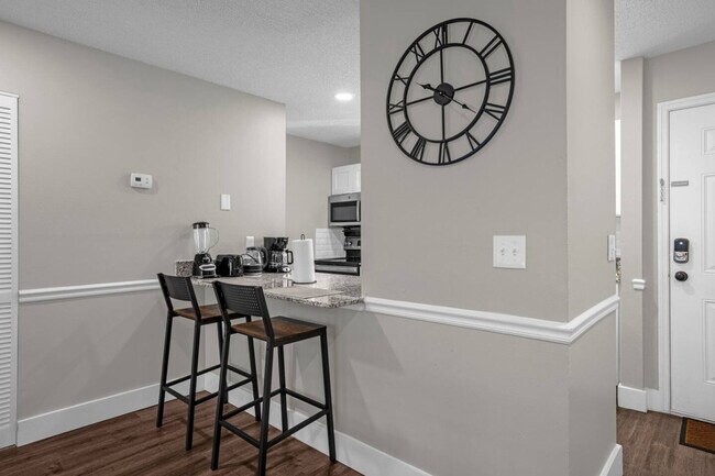 Building Photo - 13803 Heritage Club Dr