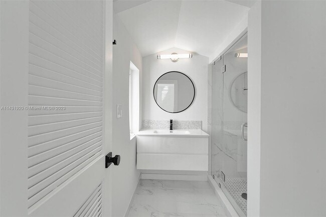 Building Photo - 4717 Alton Rd