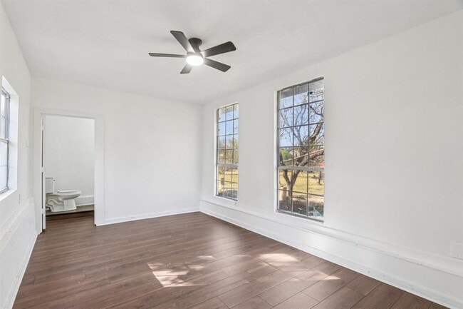 Building Photo - 385 Alta Vista Dr