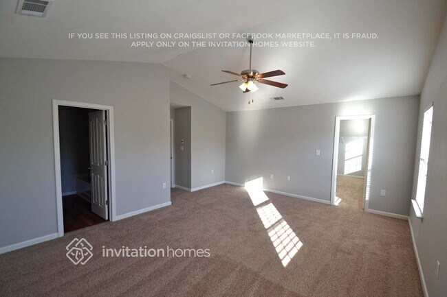 Building Photo - 4267 Tucker Chase Drive