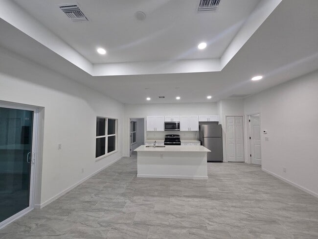 Building Photo - BRAND NEW 4/2/2-SOUTH LEHIGH ACRES