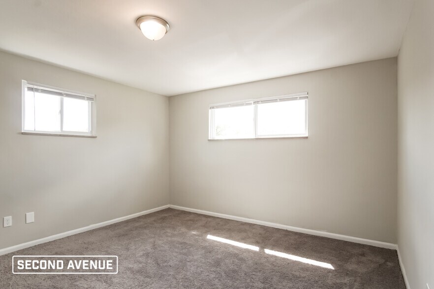 Building Photo - 145 Keefer Dr