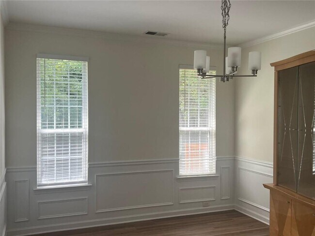 Building Photo - 421 Holland Springs Dr NW