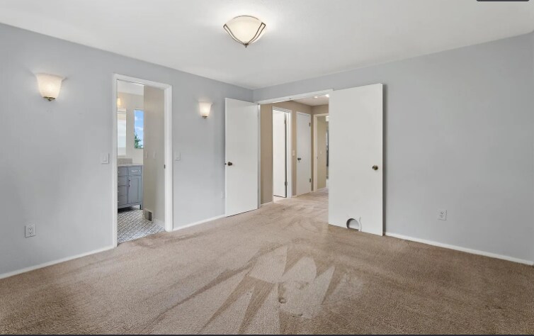 Building Photo - 9426 NE 137th St