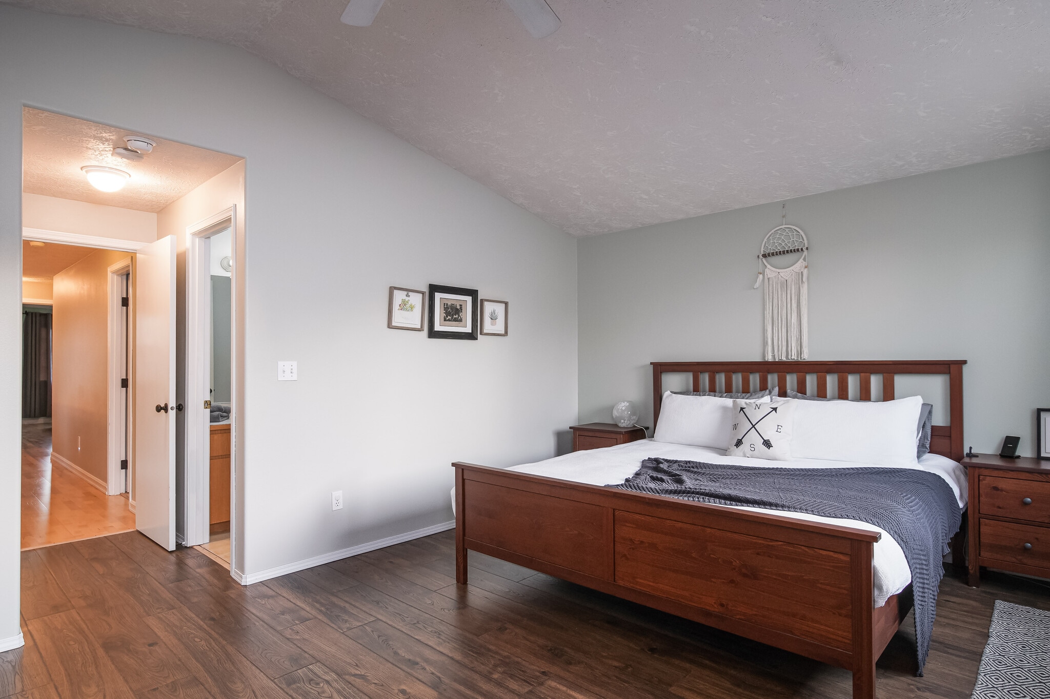 Building Photo - 6705 NE Mallory Ave