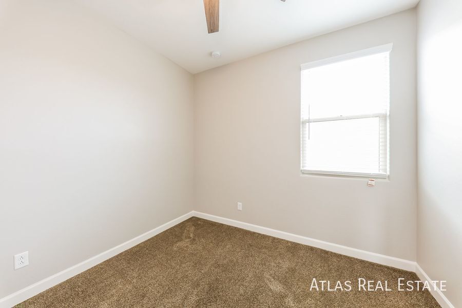 Building Photo - 20234 W Harrison St