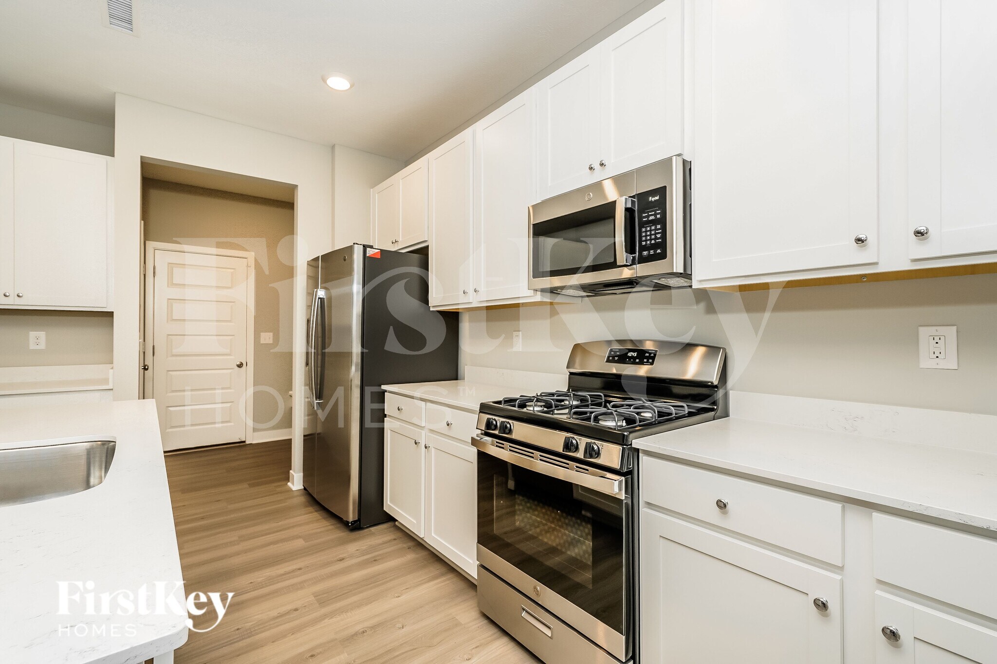 Building Photo - 2356 S Carlota Dr