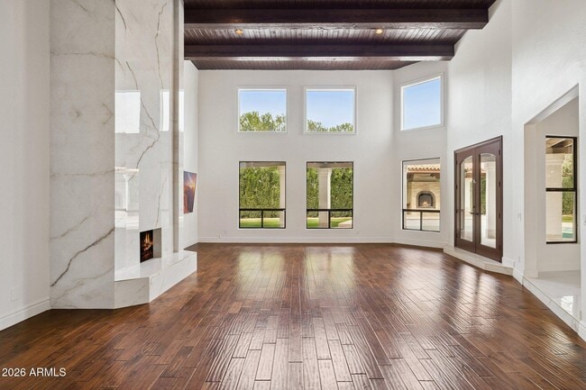 Building Photo - 8303 N 61st Pl