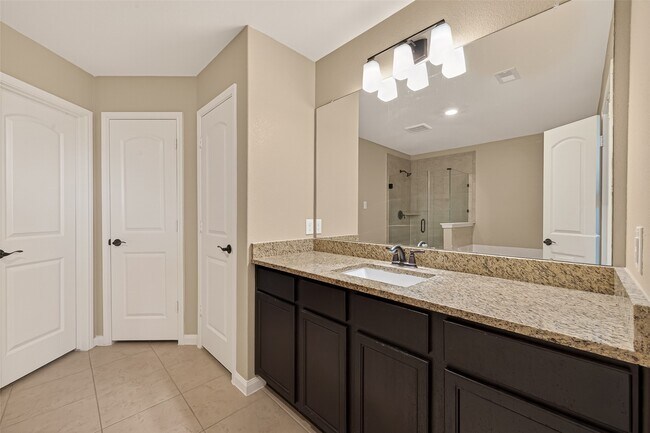 Building Photo - 21218 Echo Manor Dr