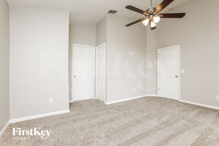 Building Photo - 7616 Country Run Pkwy