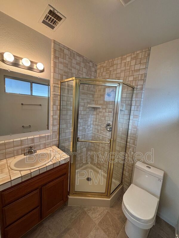 Building Photo - 1912 Cooper Dr