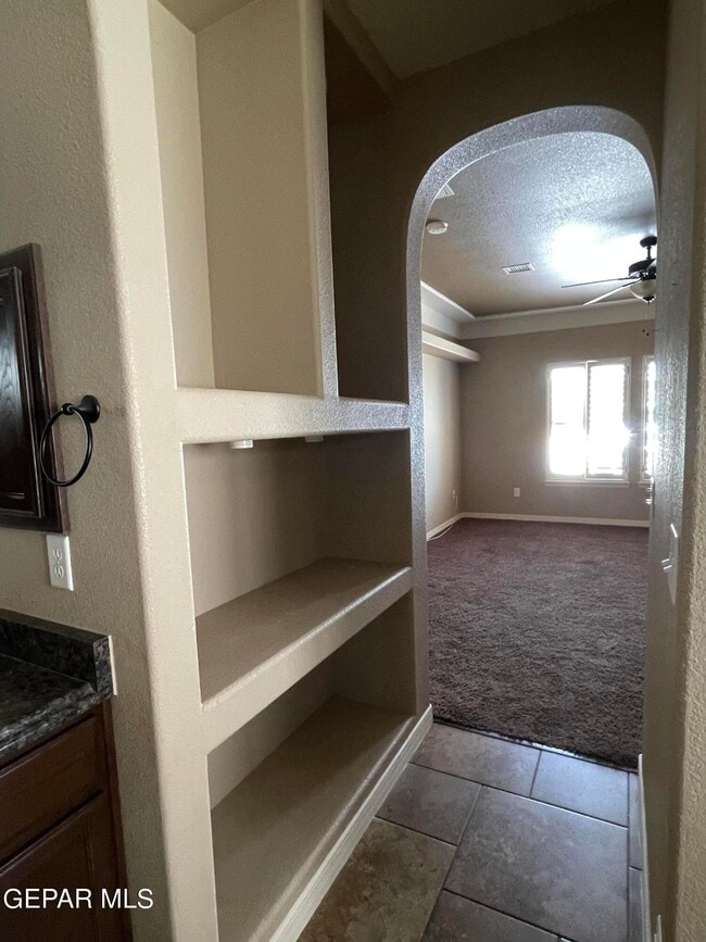 Building Photo - 3132 Tunnel Point Way