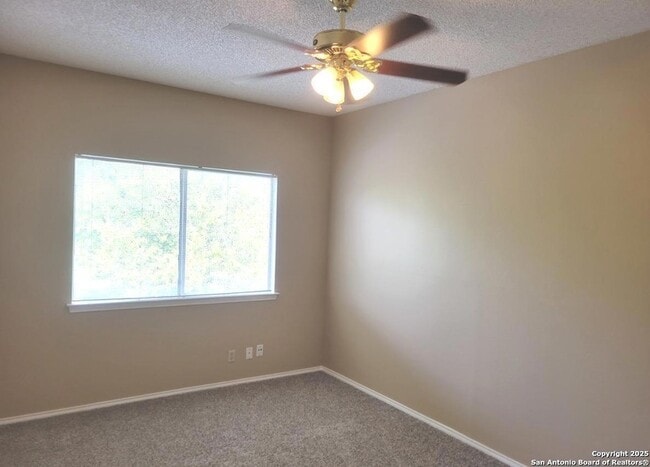 Building Photo - 5955 Heather View