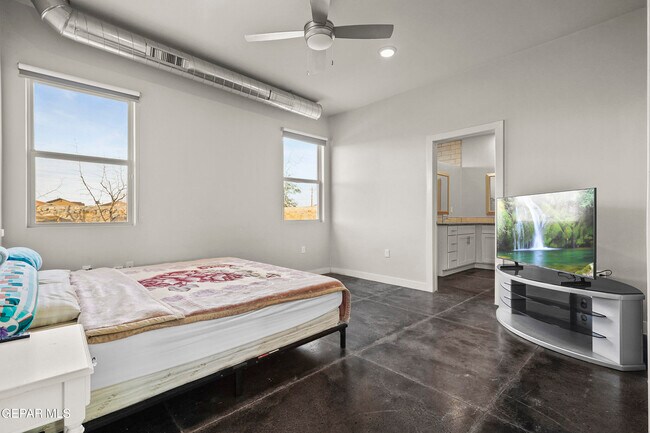 Building Photo - 14267 Richard Wiles