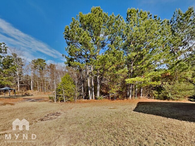 Building Photo - 3940 Cypress Pointe Dr
