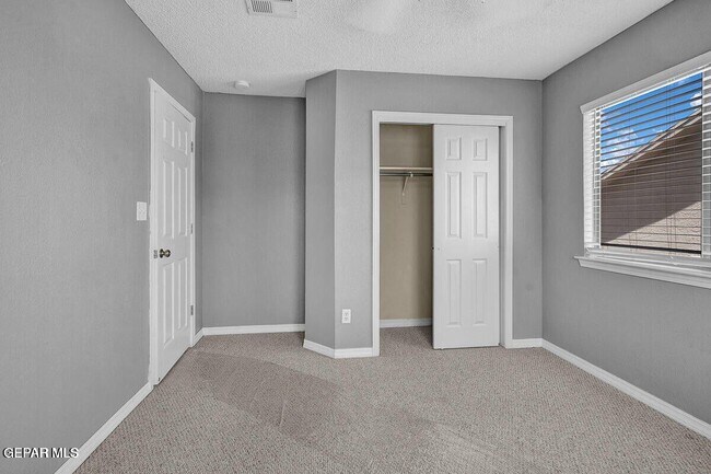 Building Photo - 3108 Tierra Nora Dr