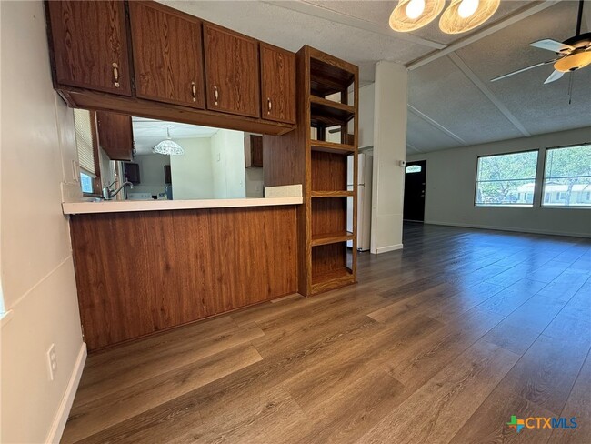 Building Photo - 786 Potthast Dr