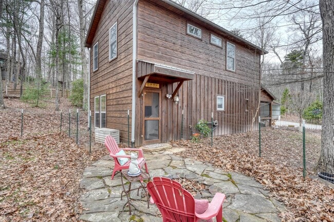 Building Photo - 124 Steelaway Ln