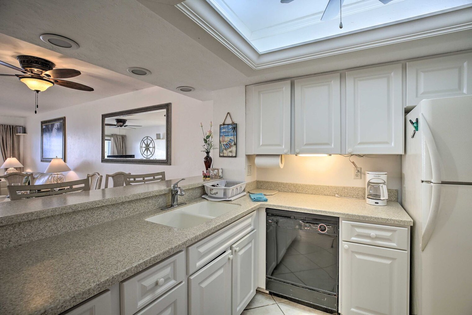 Building Photo - 7500 Estero Blvd