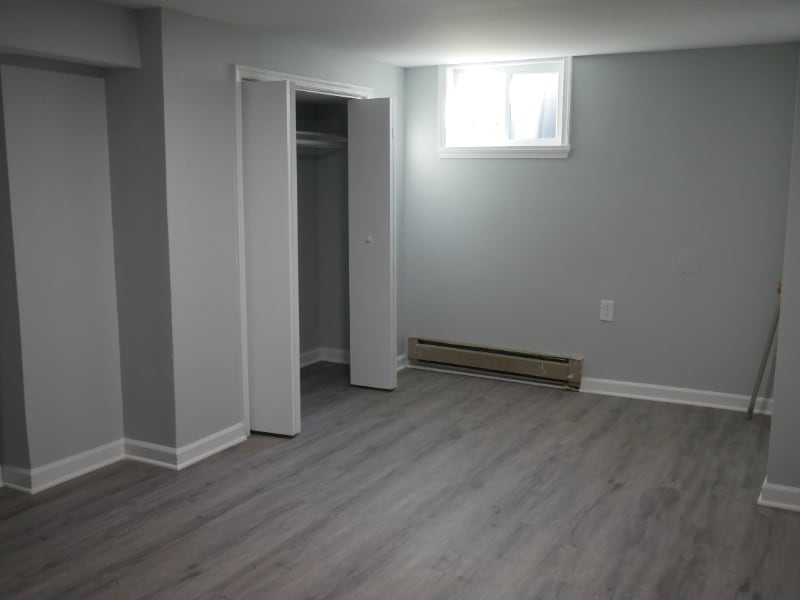 Building Photo - 2312 Wintergreen Ave