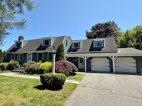 Building Photo - 161 North St