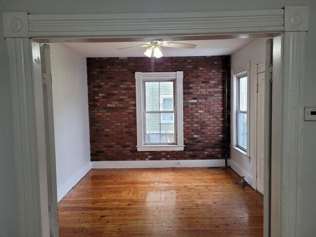 Building Photo - 248 Prospect St