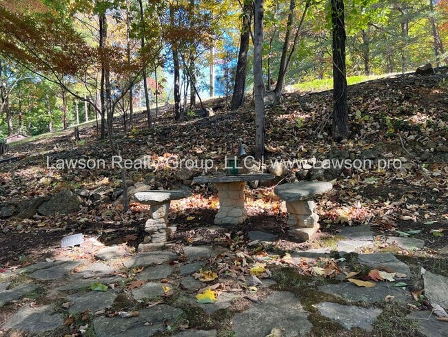 Building Photo - Nature Lover's Paradise in Serene Setting