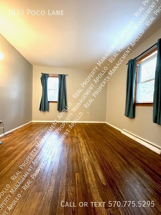 Building Photo - 1833 Poco Ln