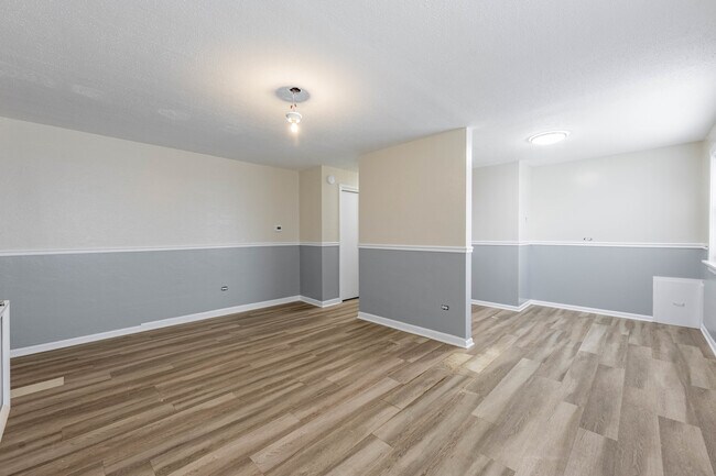 Building Photo - 5508 W 55th St