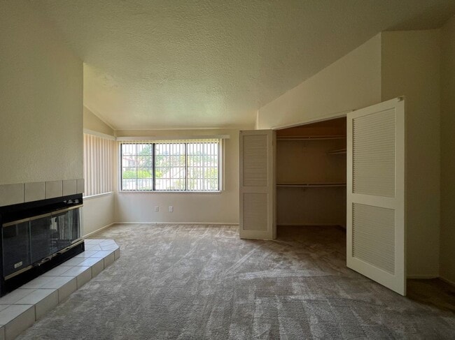 Building Photo - 3652 Agate Way