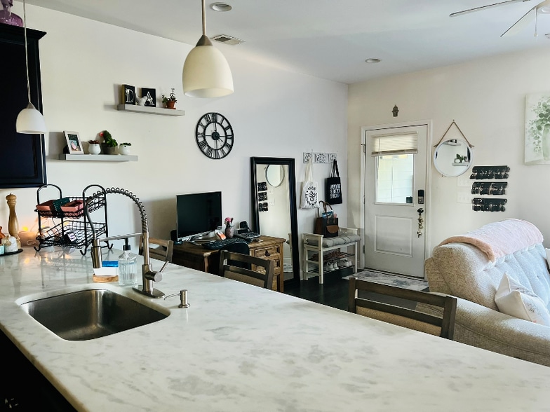 Building Photo - 4988 W Liberty Park Cir