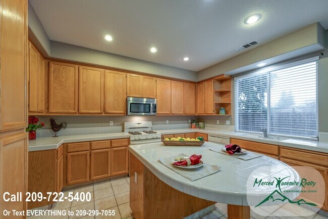 Building Photo - 3841 Tern Ct