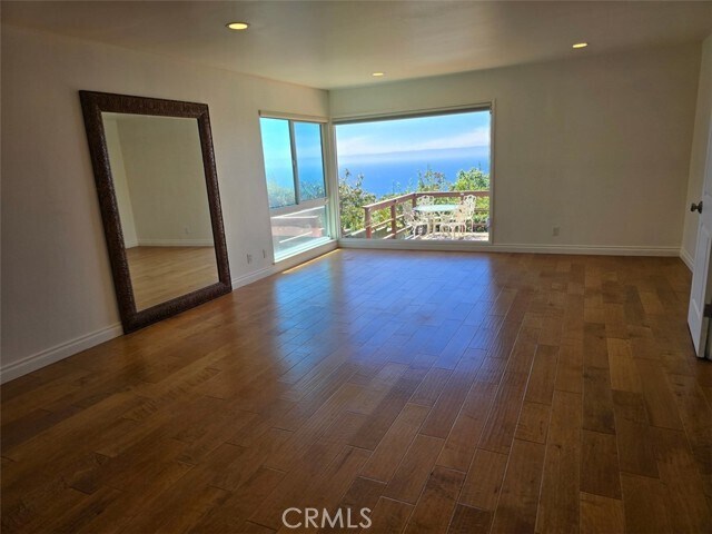 Building Photo - 6759 Alta Vista Dr