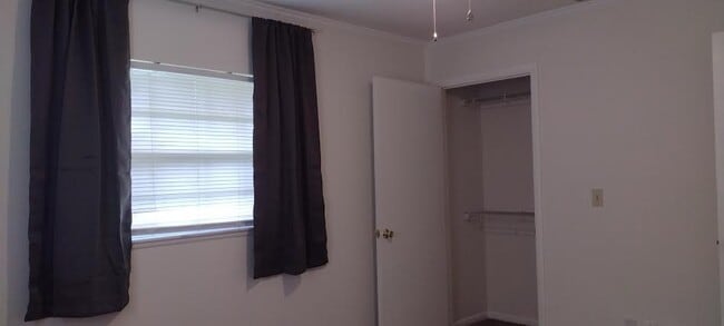 Building Photo - 20161 SW 85th Pl