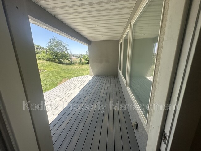Building Photo - 7555 S 1740 E
