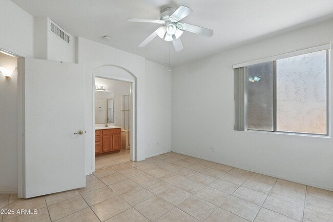 Building Photo - 17934 W Deneen Way