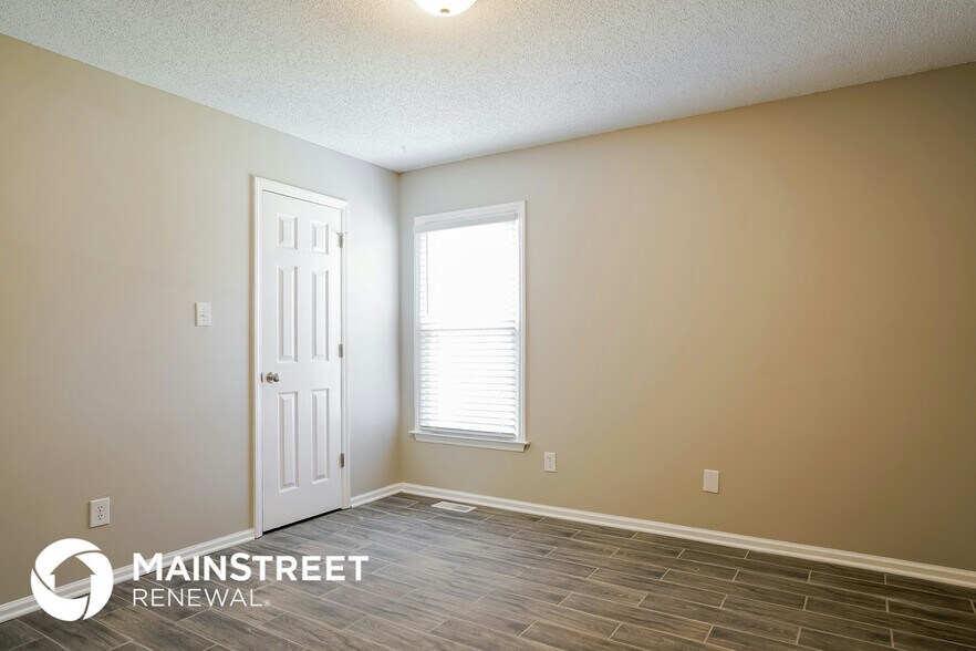 Building Photo - 200 Alfalfa Ct