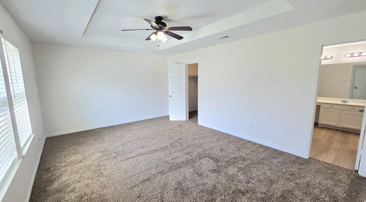 Building Photo - 1241 Kachina Ln