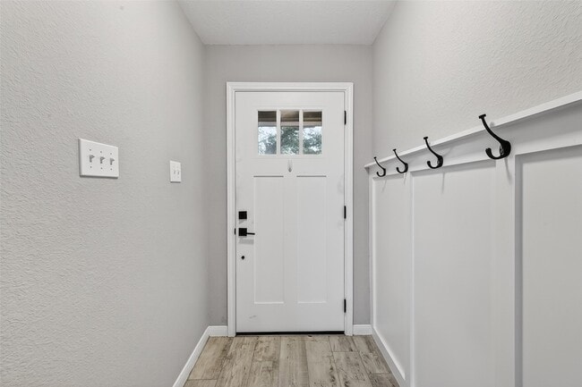 Building Photo - 20610 Moonrise River Ln