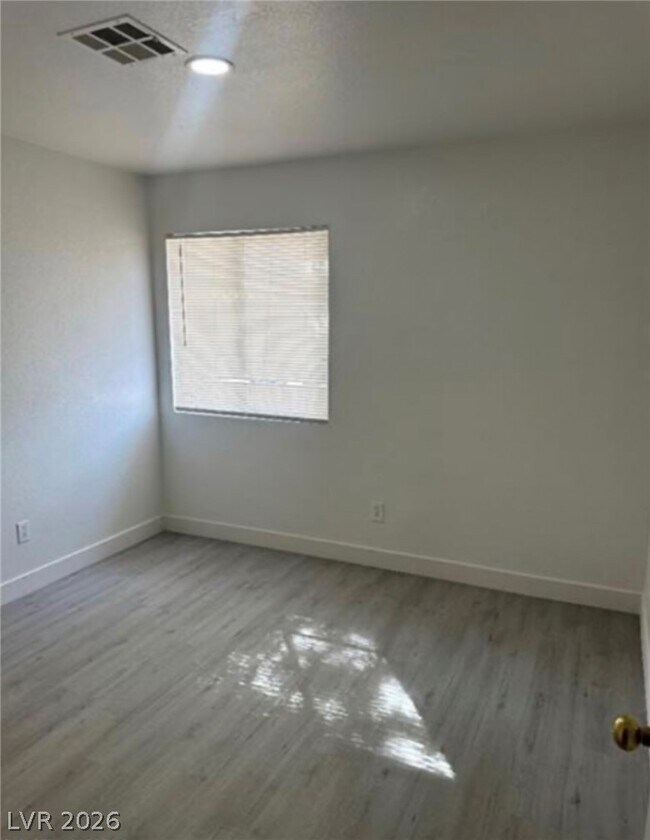 Building Photo - 3130 Flower Garden Ct