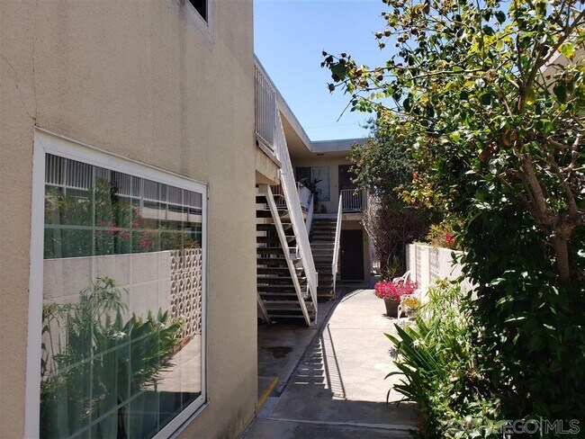 Building Photo - 4070 Illinois St