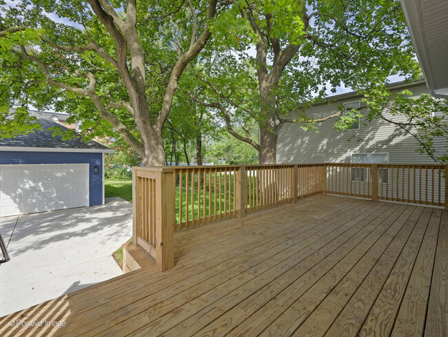 Building Photo - 4206 Forest Ave